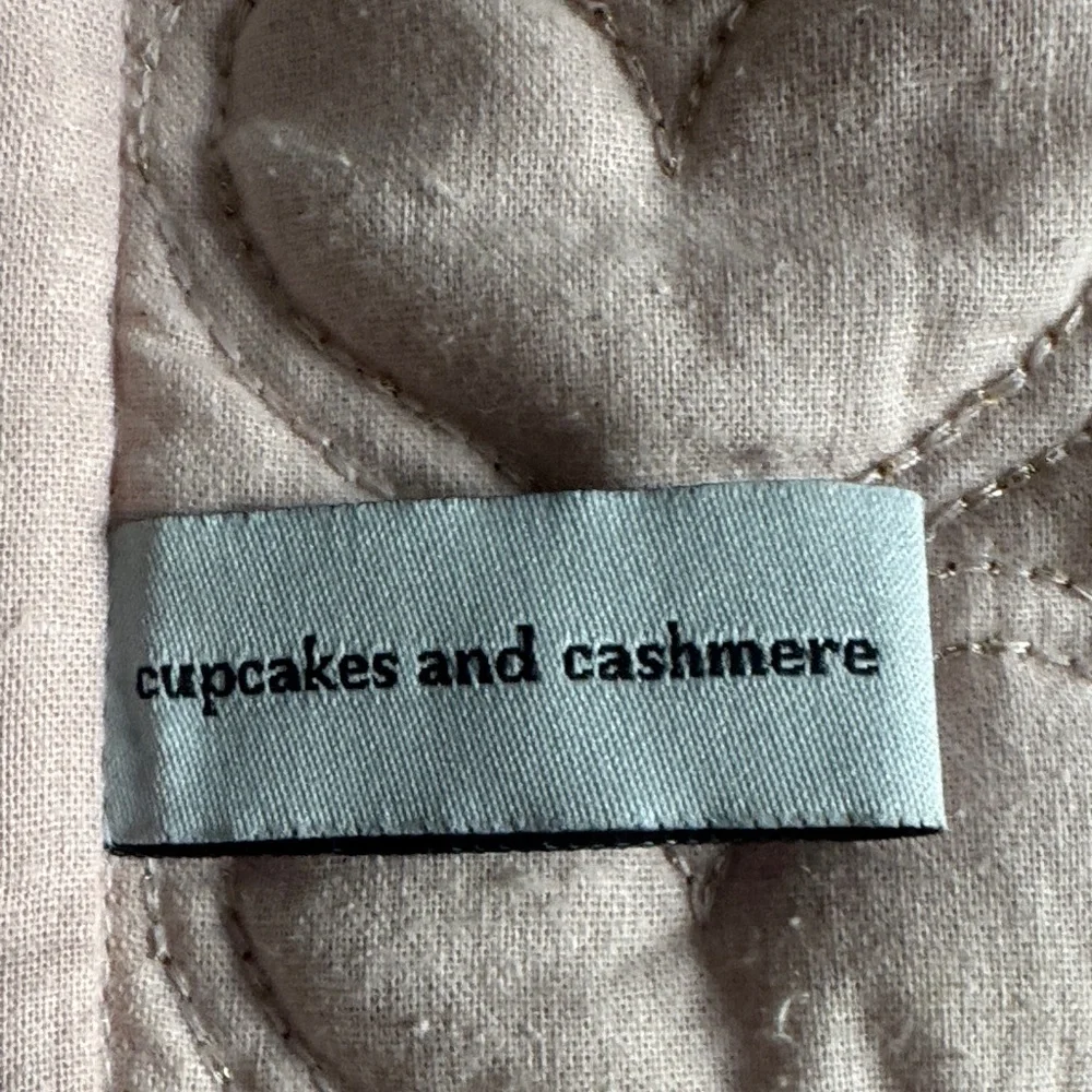 🩷🩷 Set of 2 pink Velvet Heart Patterned Quilted Placemats - Picture 2 of 4